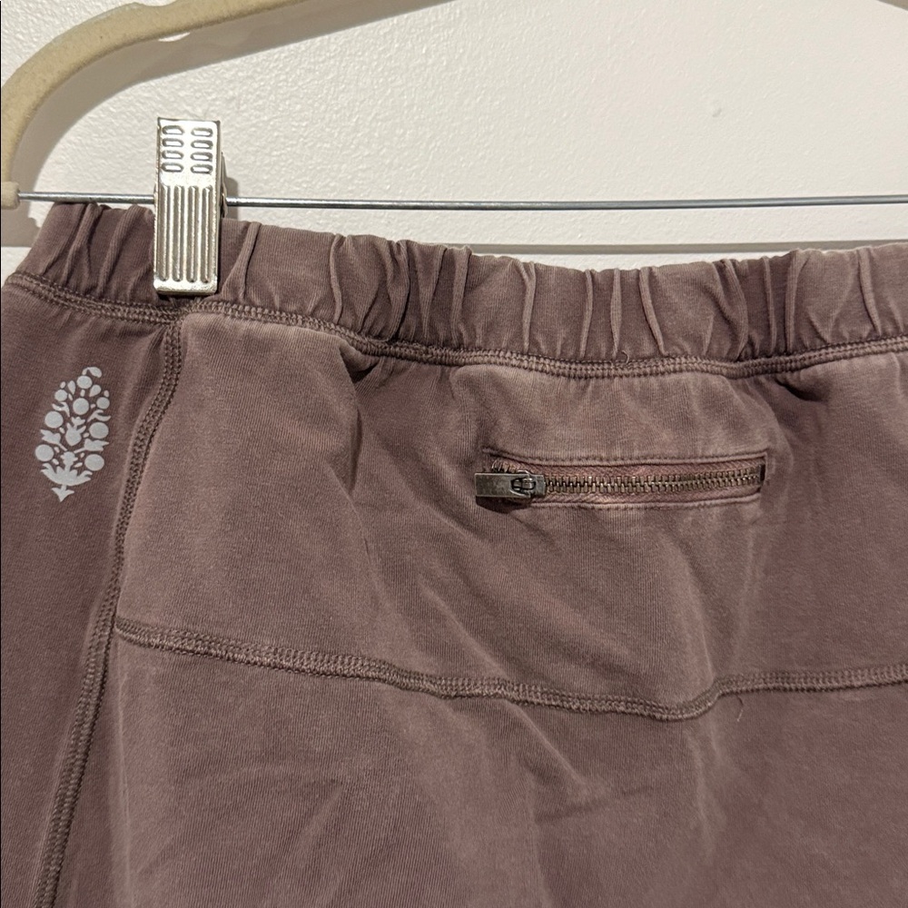 Free People Hot Shot Pants - Picture 5 of 10